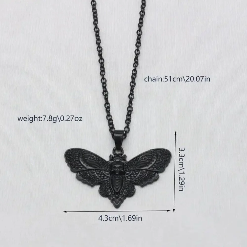 Vintage-Inspired Gothic Butterfly Moth Skull Pendant Necklace Halloween - Picture 2 of 2